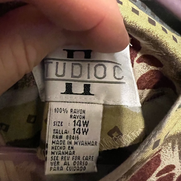 Womens comfortable dress from Studio C size 14 ! - Picture 3 of 3